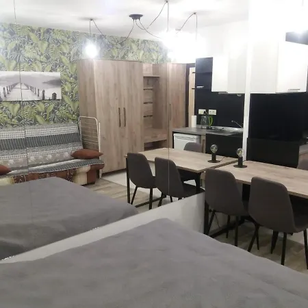 Admiral Plaza Apartament Apartment